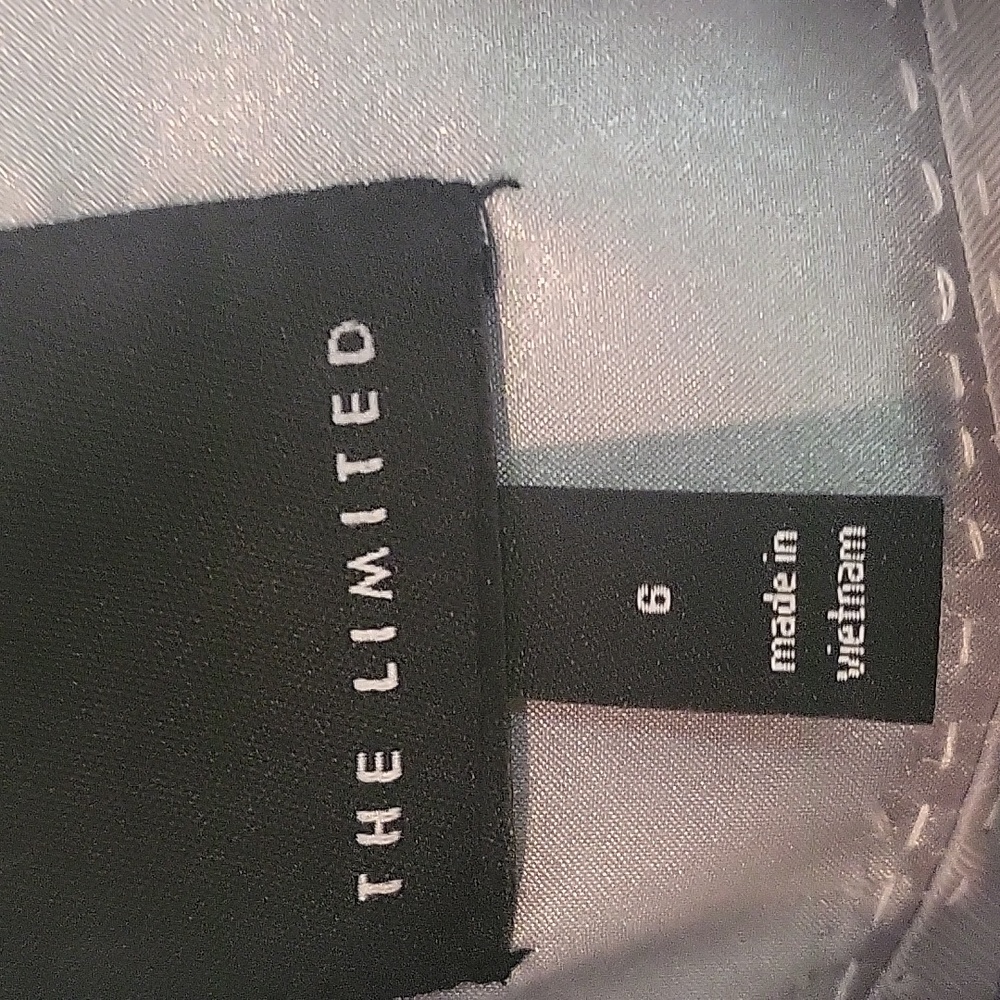 Blazer - Picture 3 of 6